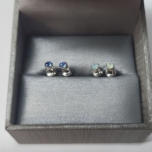 Stud Crystal Rhinestone Earrings Lot of 2 - Picture 1 of 1